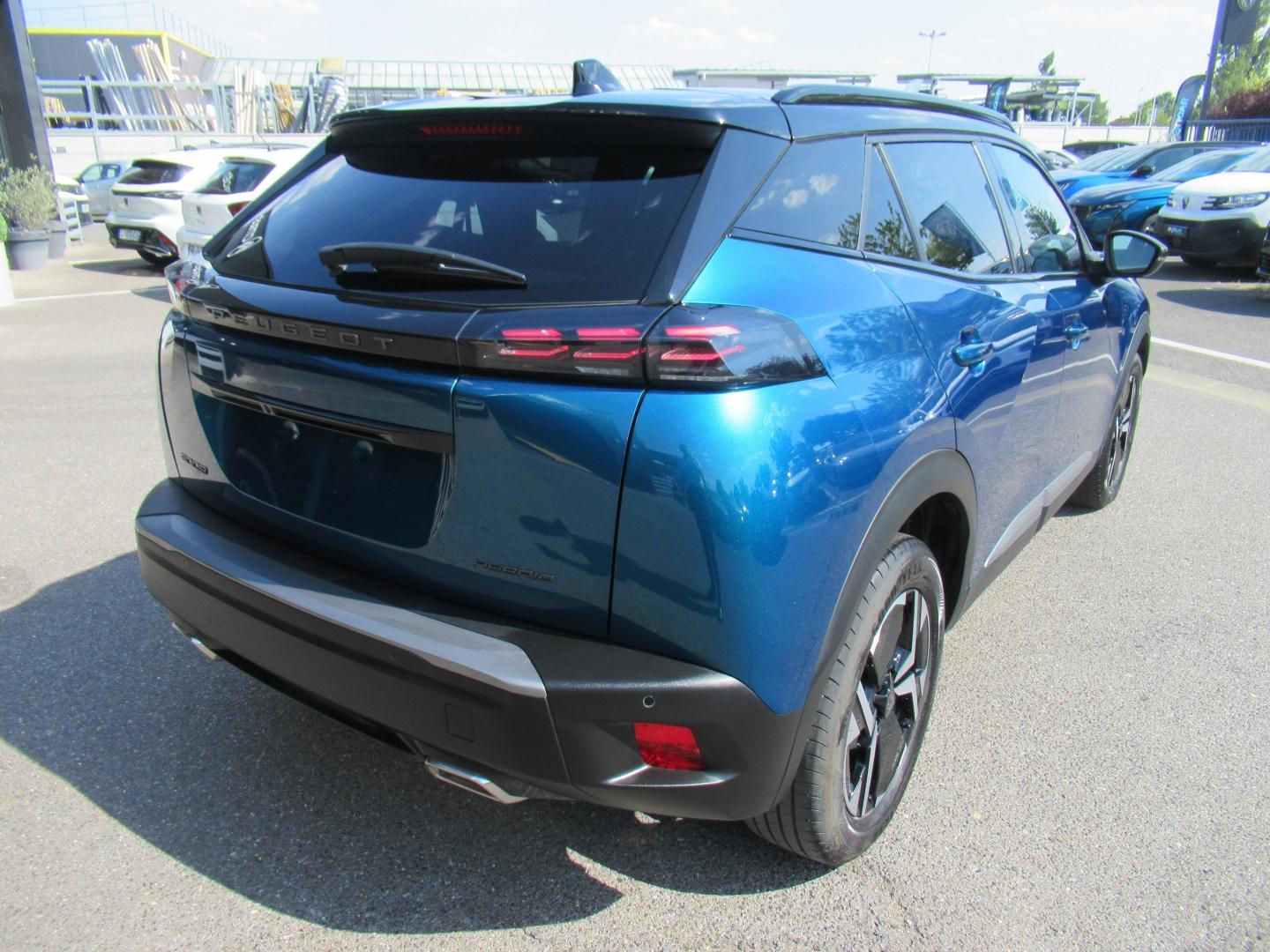 PEUGEOT 2008